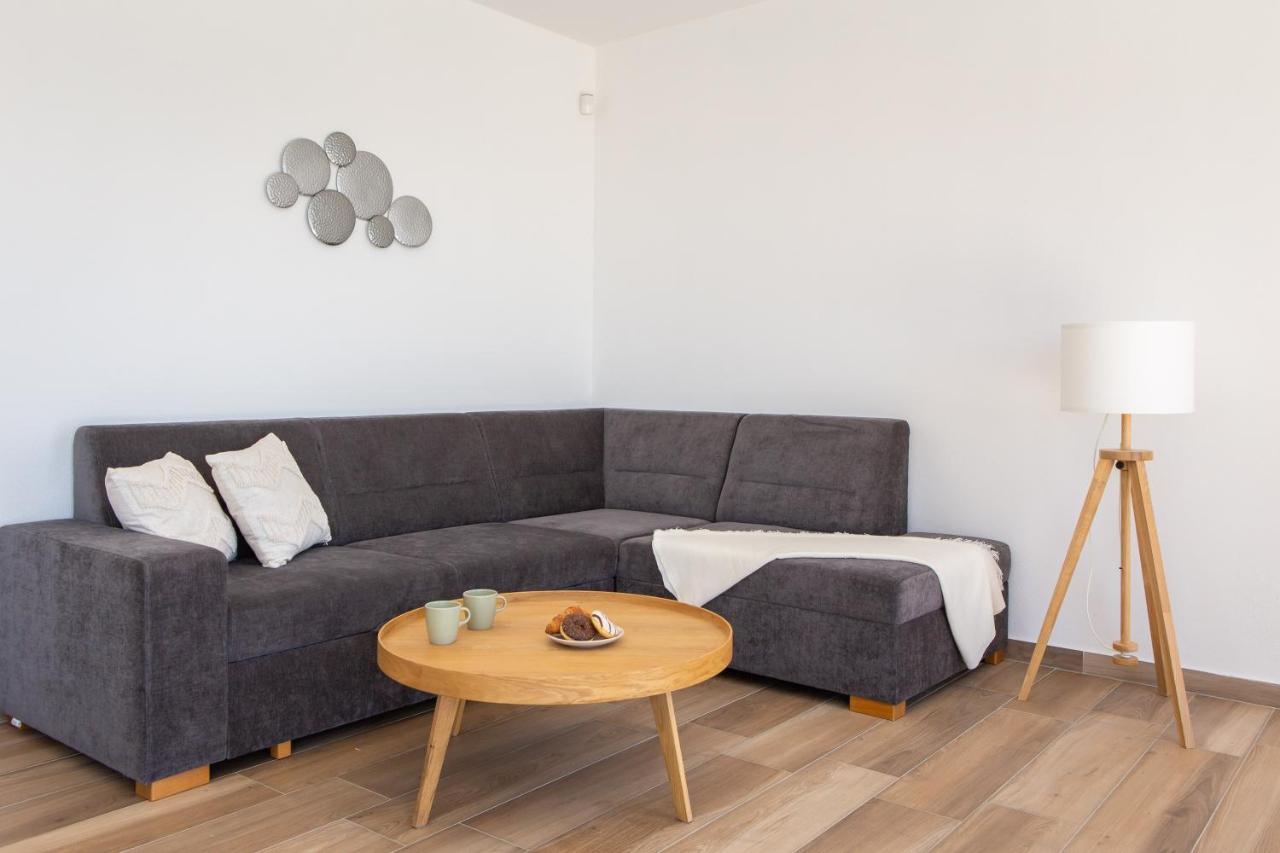 Sun Resort Apartments Zečevo エクステリア 写真