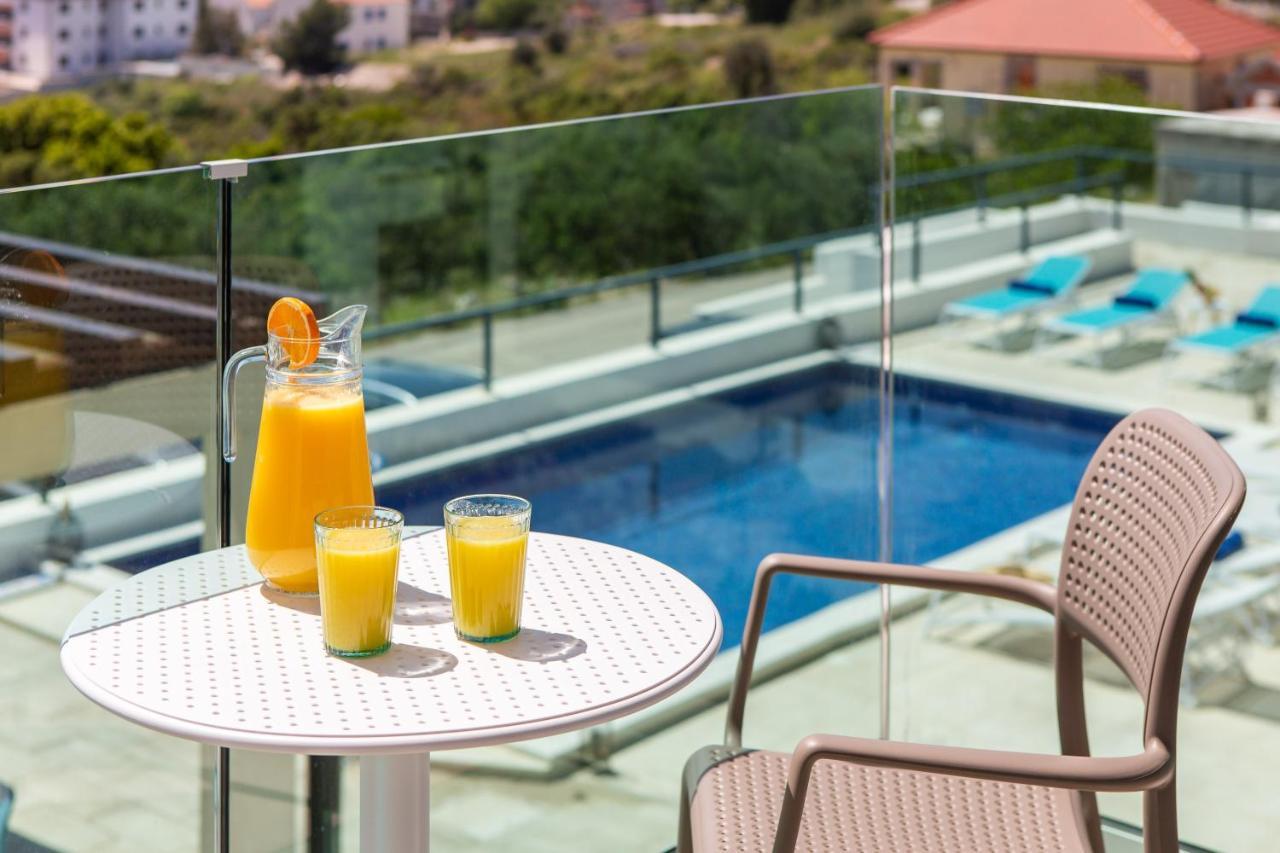 Sun Resort Apartments Zečevo エクステリア 写真