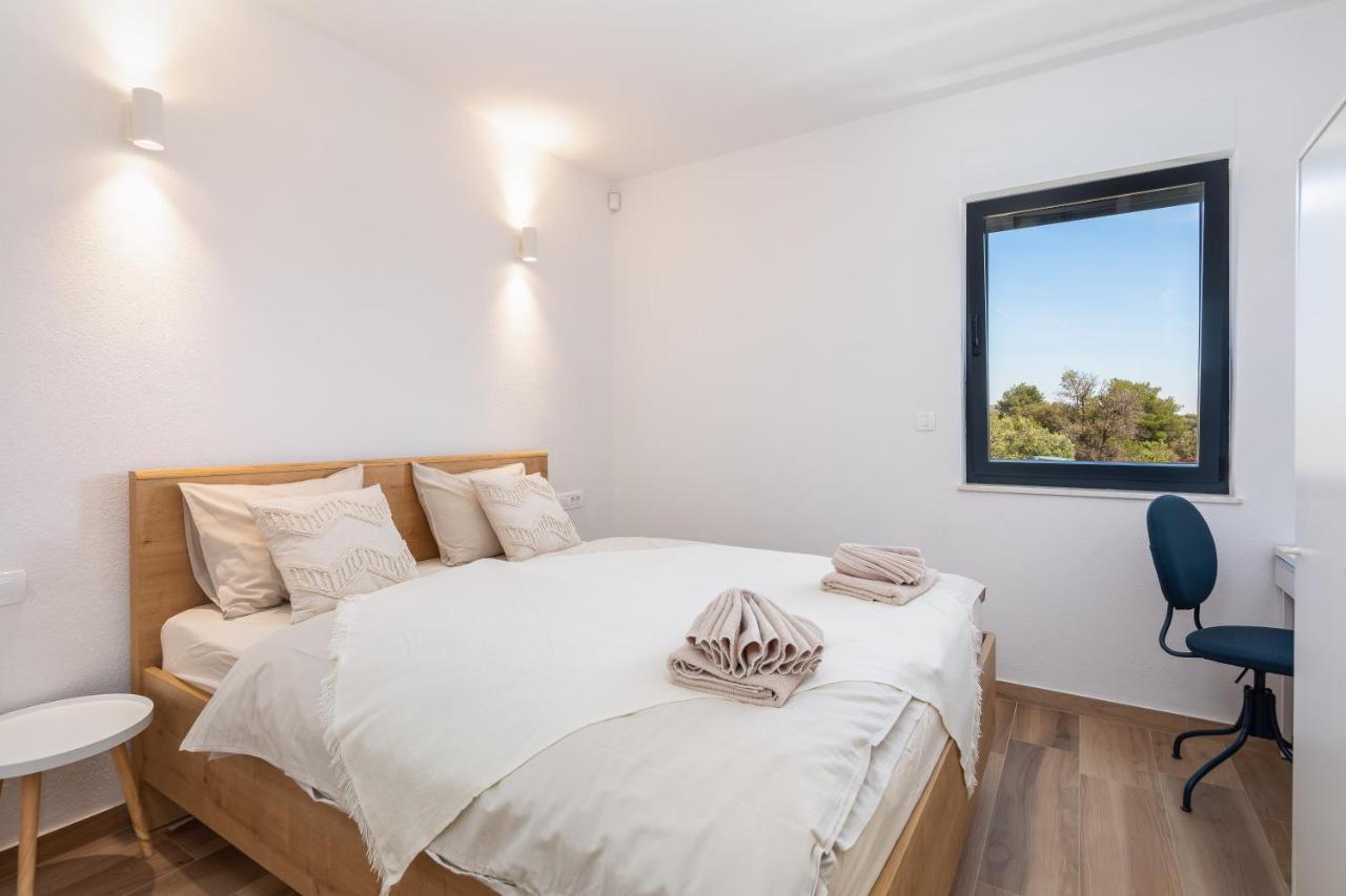 Sun Resort Apartments Zečevo エクステリア 写真
